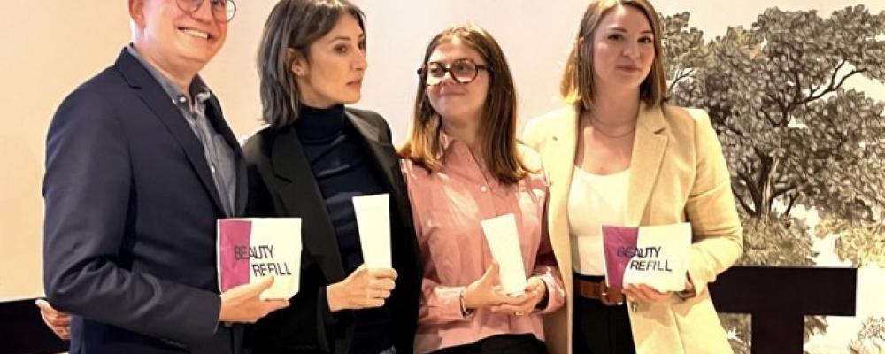 Med de första prototyperna på plats går projektet nu in i en ny fas, där medlemsföretagen ska avgöra hur lösningarna kan integreras i kommersiella produkter. En avgörande fråga är hur konsumenter kommer att ta emot förpackningar som tydligt skiljer sig från traditionella plastalternativ.  Foto: Pulp in Action