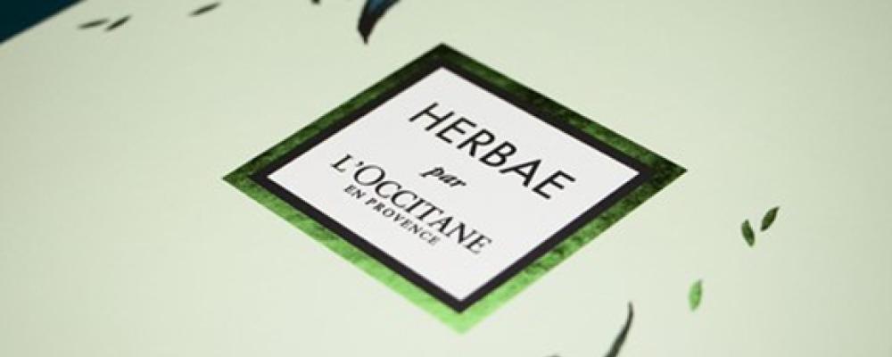 Ett annat exempel är L’Occitane, som ville förena känslan av lyx med ett mer hållbart synsätt. Resultatet blev en elegant förpackning som kan användas om igen, till exempel som gåvoask eller som dekoration. Målet var att förlänga livslängden på förpackningen och därmed minska resursförbrukningen. Foto: Lóccitane, Global Packaging
