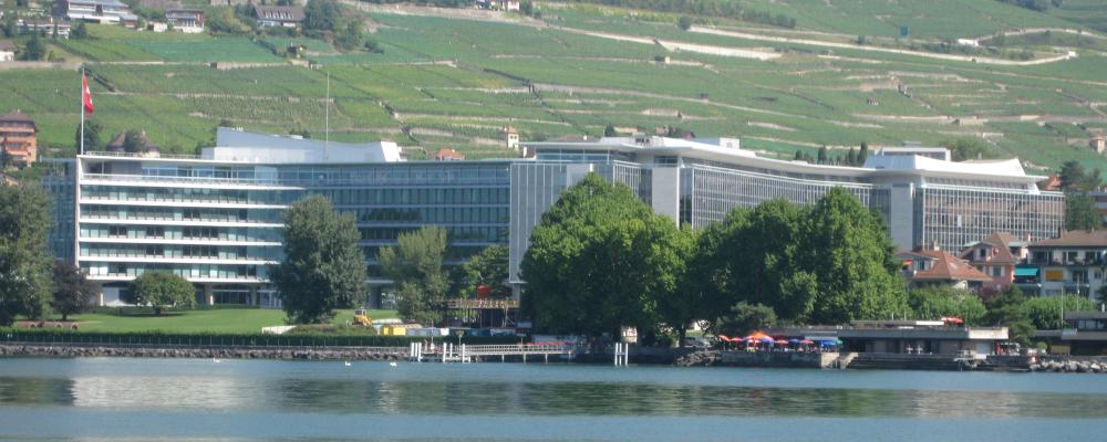 Nestlés huvudkontor vid Genève-sjön i Schweiz. Foto: Norbert Apli/Wikimedia Commons