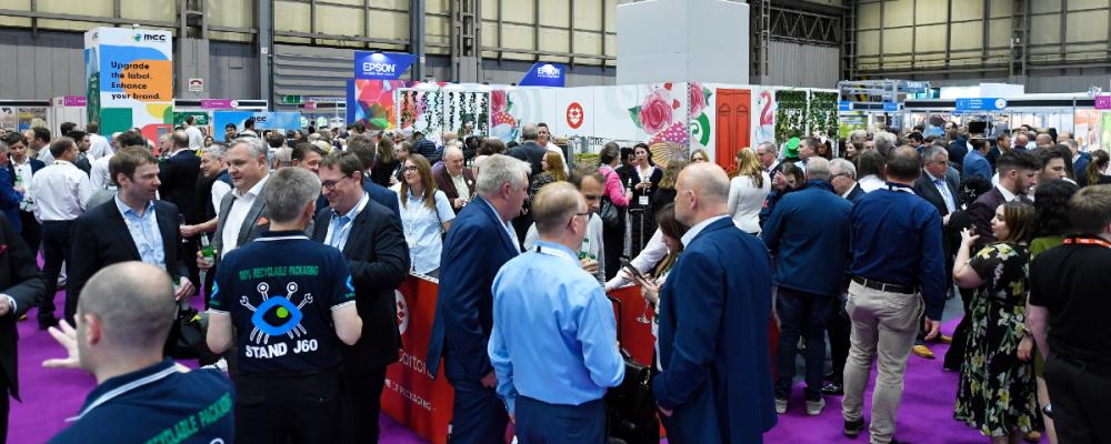 Packaging Innovations & Empack är en av Europas större mötesplatser för förpackningsindustrin och fungerar både som branschmässa och kunskapsforum. Samtidigt är många av de frågor som lyfts – inte minst kring cirkulära lösningar – fortsatt föremål för debatt, där praktiska och ekonomiska begränsningar ofta bromsar genomförandet i industriell skala. Foto: The Packaging Innovations & Empack