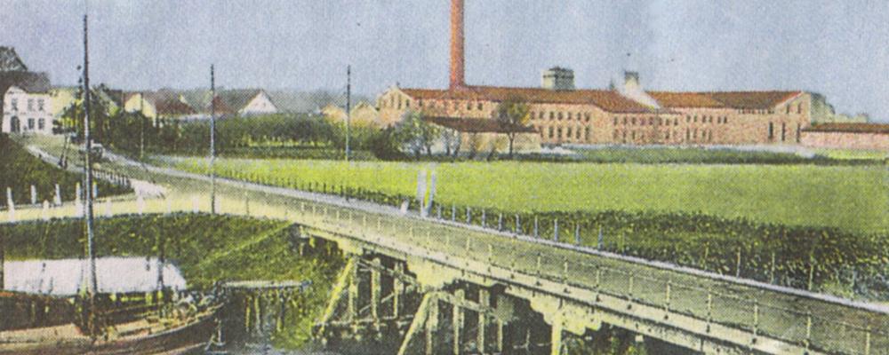 Papppersbruket Feldmuhle 1907. Bild: Wikimedia Commons