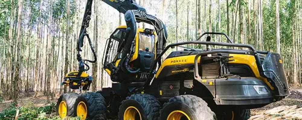 Skogsmaskin tillverkad av Ponsse i arbete. Foto: Ponsse