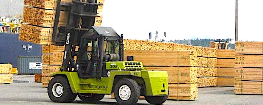 För Western Forest Products innebär det att bolaget nu väljer att samla produktionen till färre sågverk, i ett försök att anpassa kostnaderna till den försvagade marknaden. Foto: Western Forest Products