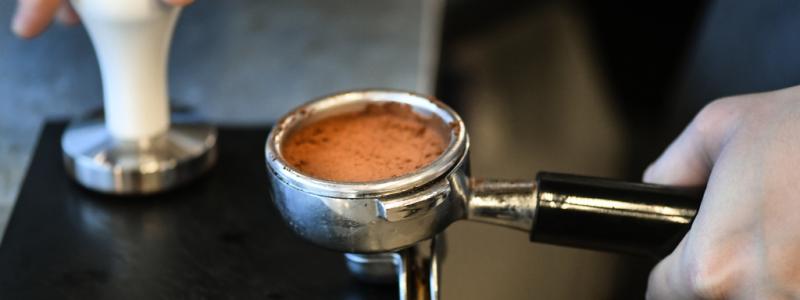 Anders Wiklund/TT: Kaffe eller rättare sagt kaffesump kan få nya användningsområden. Arkivbild.