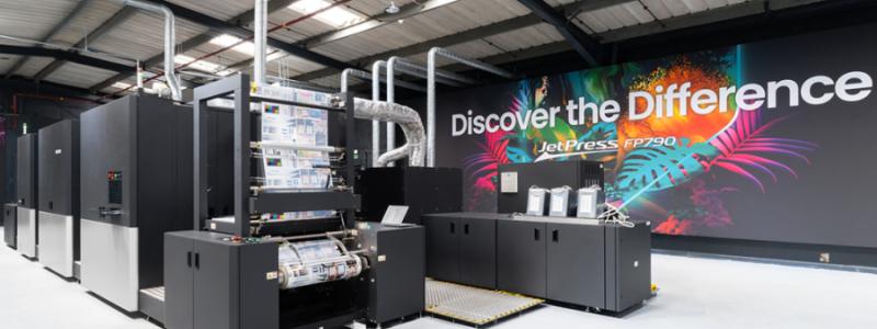 Dessa investeringar utgör en del av företagets strategiska expansionsplaner för 2024 och framåt, inklusive installationen av en banbrytande Fujifilm Jet Press FP790 – en digital vattenbaserad bläckstrålepress designad för flexibla förpackningar, vilken är den första av sitt slag utanför Japan. Foto: Eco Flexibles