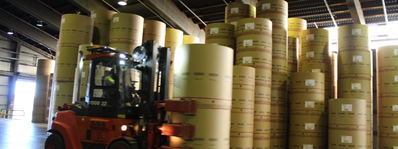Metsä Fibre producerar massa och bioprodukter vid fyra fabriker och sågade trävaror vid fyra sågverk i Finland. Genrebild.