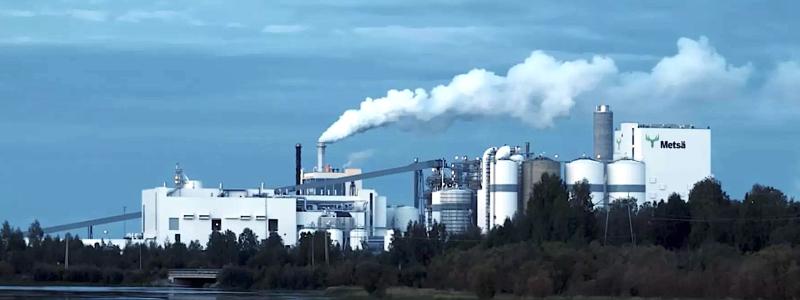 Byggandet av fabriken har varit det största pålningsprojektet i Finlands historia. Sammanlagt användes 600 kilometer med pålar vid konstruktionen av fabriken vid mynningen av Kemijoki-floden. Foto: Metsä Fibres