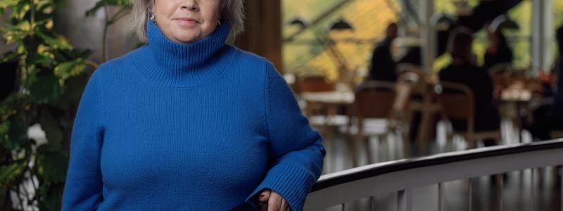 Södra Skogsägarnas vd och koncernchef Lotta Lyrå är en förebild för flera kvinnliga medarbetare, bland annat Södra Cell Mönsterås platschef Karin Dernegård.
Foto: Södra/Alexander Hall