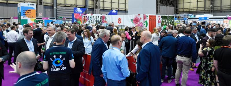 Packaging Innovations & Empack är en av Europas större mötesplatser för förpackningsindustrin och fungerar både som branschmässa och kunskapsforum. Samtidigt är många av de frågor som lyfts – inte minst kring cirkulära lösningar – fortsatt föremål för debatt, där praktiska och ekonomiska begränsningar ofta bromsar genomförandet i industriell skala. Foto: The Packaging Innovations & Empack