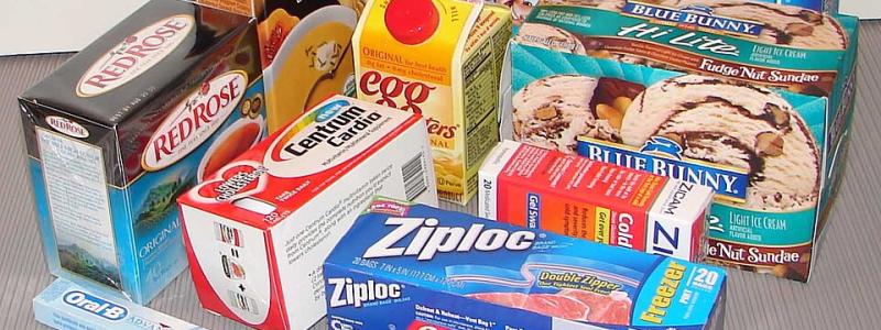 Olika typer av kartonger. AI kan förbättra logistik och packning genom att minska mänskliga fel och optimera utrymmet i varje paket. Foto: Wikipedia Commons lis. Foto av R L Sheehan av kommersiella kartonger.