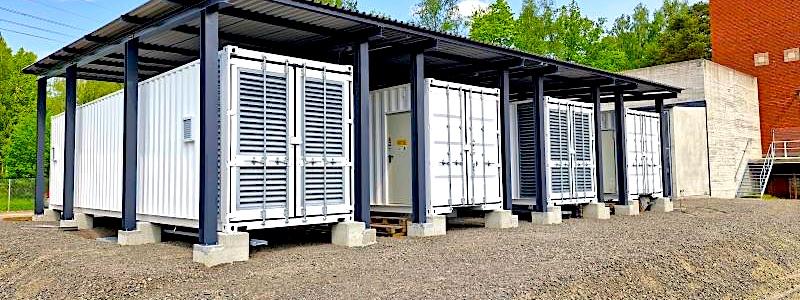 Ultrakondensatorn kan reagera på variationer i elproduktionen inom bråkdelar av en sekund. Den fungerar som ett snabbt stödsystem till vattenkraften och gör det möjligt att kompensera plötsliga förändringar i elförsörjningen – något som blir allt vanligare när väderberoende energikällor ökar i andel. Foto: UPM