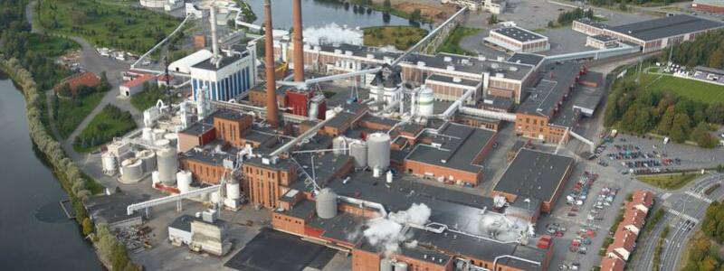 Flygbild över anläggningen i Tervasaari i Finland. Foto: Suomen Ilmakuva Oy/UPM