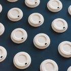 PulPacs patenterade Dry Molded Fiber-teknik möjliggör produktion av fiberbaserade förpackningar som kan ersätta engångsplast. Bild: PulPac