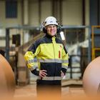 Matti Lielahti, chef för Stora Ensos affärsenhet i Uleåborg, beskriver certifieringen som en unik milstolpe för den finländska massaindustrin. Foto: Stora Enso.