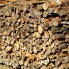 Den ökade träanvändningen drivs främst av industrin, där efterfrågan på träbaserade produkter fortsatt har stigit. Finland är en av Europas största exportörer av skogsprodukter, och sektorn har stor betydelse för landets ekonomi. Foto: Creative Commons Lic. Kredit: Vargazs