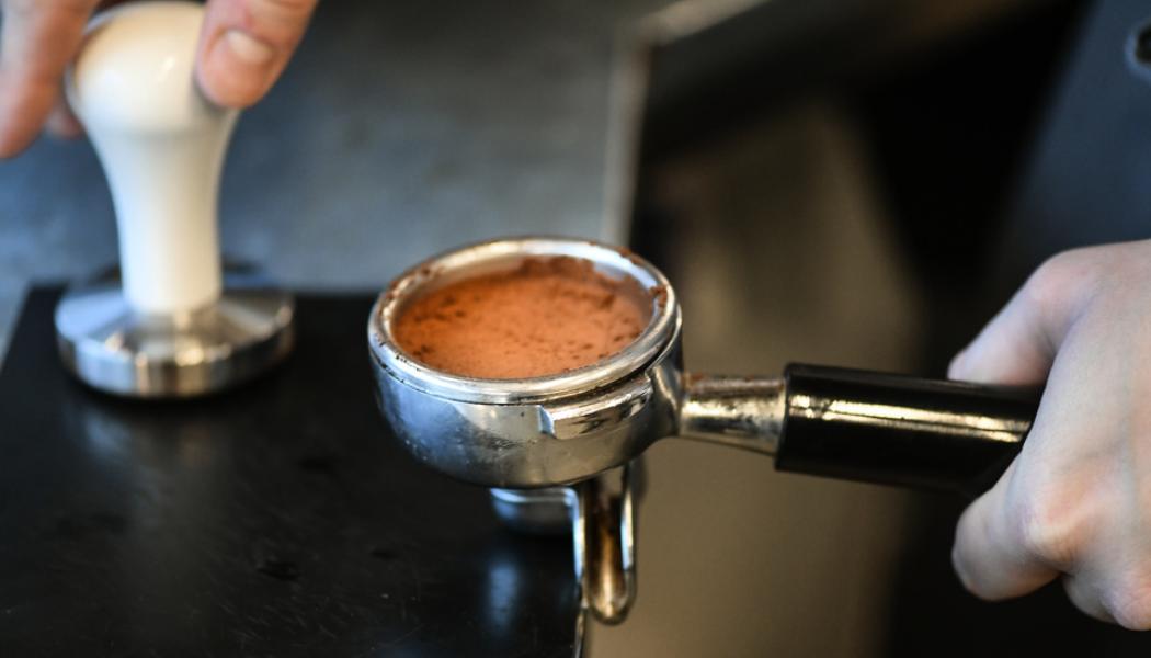 Anders Wiklund/TT: Kaffe eller rättare sagt kaffesump kan få nya användningsområden. Arkivbild.