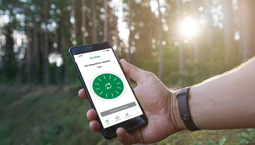 Appen ska ”öka säkerheten i skogen och förbättra tryggheten vid ensamarbete” eftersom hanteringen av stormfälld skog innebär risker. Foto: Södra 