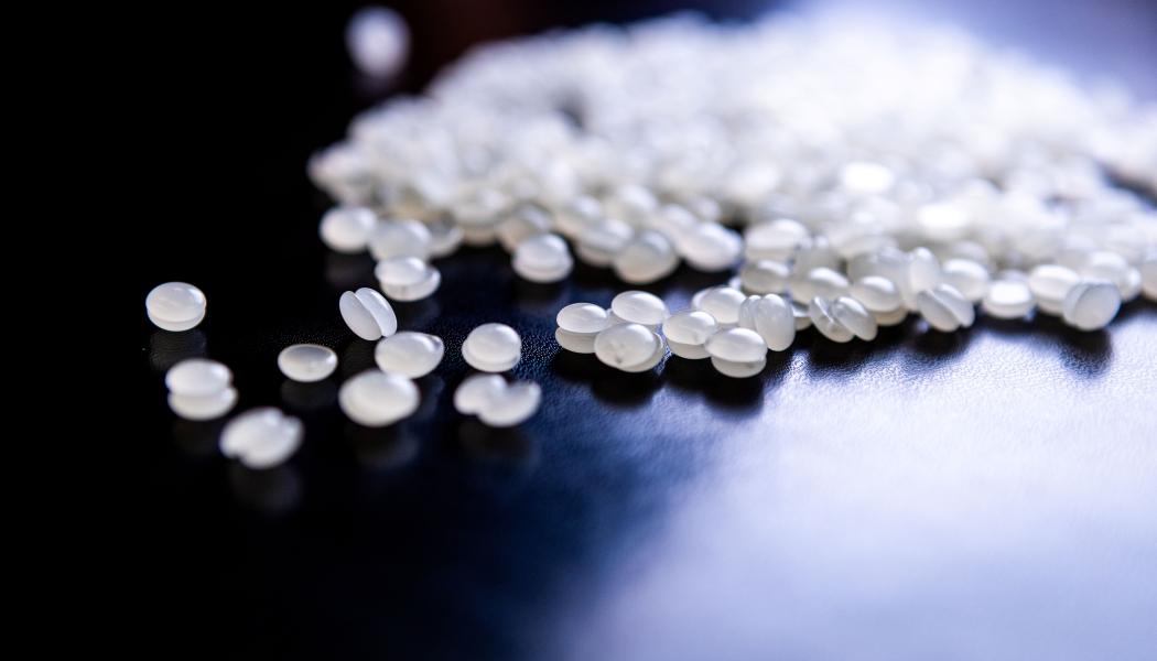 Limmet består av små pellets. Foto: Kiilto