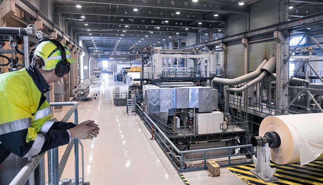 Finländska forskningsinstitutet PTT räknar med att landets skogsbolag kan behöva stänga fler fabriker på grund av minskad produktion och ökande kostnader. Foto: UPM