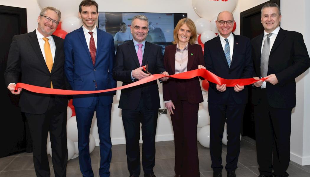 Invigningsceremonin. Foto: ABB