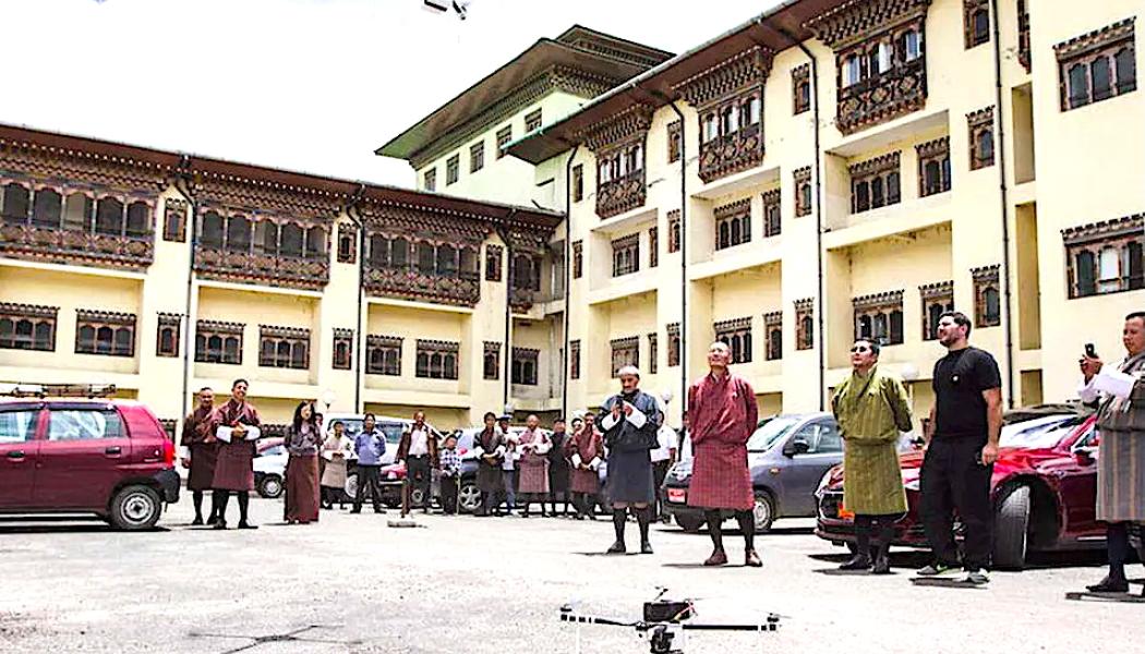 En drönare från Matternet används i tester av paketleveranser via luften. Foto: Matternet