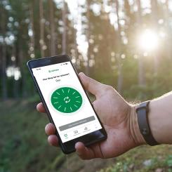 Appen ska ”öka säkerheten i skogen och förbättra tryggheten vid ensamarbete” eftersom hanteringen av stormfälld skog innebär risker. Foto: Södra