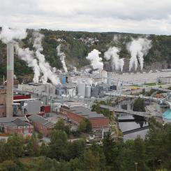 Norske Skog planerar att starta produktion av BCTMP-massa vid Norske Skog Saugbrugs i Halden i Norge. Foto: Bjoertvedt/Wikimedia Commons