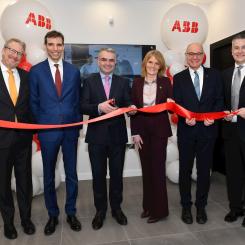Invigningsceremonin. Foto: ABB
