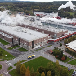 Kvarnsvedens pappersbruk i Borlänge som Sweco ska bistå i att omvandla till gigafabrik för Northvolt. Foto: Stora Enso