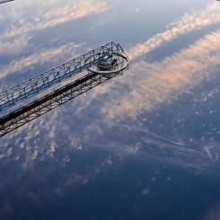 Alla typer av avloppsvatten behandlas vid Kemifabriken i ett flerstegsbiologiskt reningsverk som representerar avancerad teknik inom branschen. Reningen minskar effektivt organisk belastning och näringsämnen och ligger tydligt under EU:s BAT-slutsatser för bästa tillgängliga teknik. Foto: Metsä Group